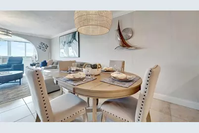 1125 W Peppertree Drive #705, Sarasota, FL 34242 - Photo 7