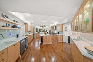 430 St Andrews Dr, Belleair, FL 33756 - Photo 11