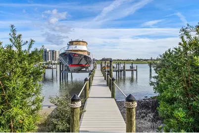 430 St Andrews Drive, Belleair, FL 33756 - Photo 5