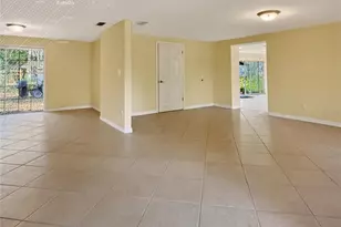 17220 Estes Rd, Lutz, FL 33548 - Photo 9