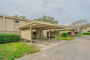 8622 Cattail Dr, Temple Terrace, FL 33637 - Photo 1