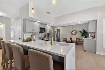 8667 Burning Tree Circle, Seminole, FL 33777 - Photo 17