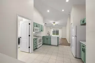 25818 Bloomsbury Ct, Land O Lakes, FL 34639 - Photo 13