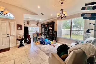 9118 Whispering Willow Way, Tampa, FL 33614 - Photo 3