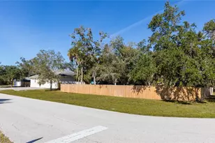 16376 Chicopee Ave, Port Charlotte, FL 33954 - Photo 33
