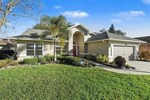 905 Clearcreek Dr, Tampa, FL 33613 - Photo 5