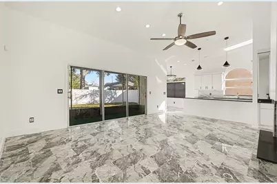 905 Clearcreek Drive, Tampa, FL 33613 - Photo 15