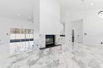 905 Clearcreek Drive, Tampa, FL 33613 - Photo 5