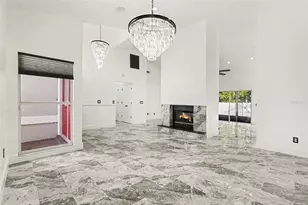 905 Clearcreek Dr, Tampa, FL 33613 - Photo 11