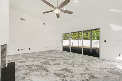 905 Clearcreek Drive, Tampa, FL 33613 - Photo 13