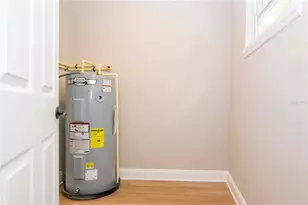 3708 W Tyson Ave, Tampa, FL 33611 - Photo 25