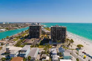 7650 Bayshore Dr, Treasure Island, FL 33706 - Photo 39