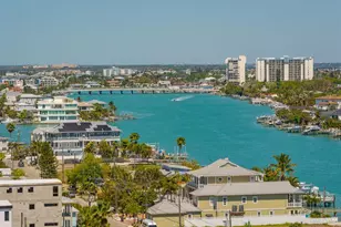 7650 Bayshore Dr, Treasure Island, FL 33706 - Photo 37