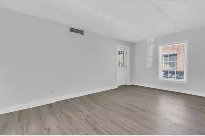 1275 85th Avenue N #A, Saint Petersburg, FL 33702 - Photo 5