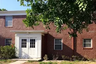 1275 85th Ave N, Saint Petersburg, FL 33702 - Photo 3