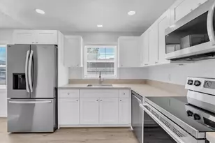 1275 85th Ave N, Saint Petersburg, FL 33702 - Photo 11