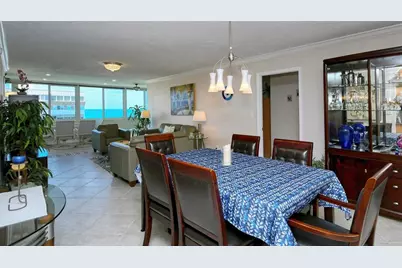 1125 W Peppertree Drive #702, Sarasota, FL 34242 - Photo 7