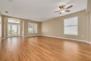 9028 Willowbrook Cir, Bradenton, FL 34212 - Photo 3