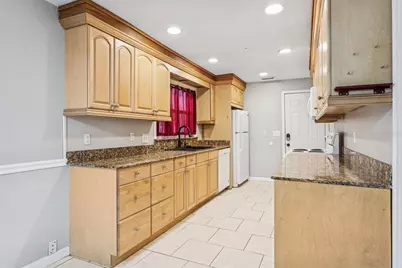 11323 Marjory Avenue, Tampa, FL 33612 - Photo 9