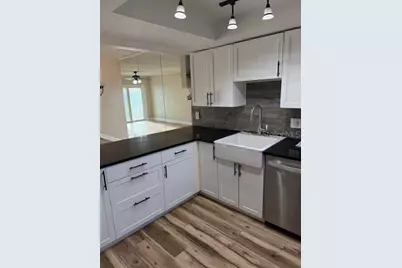 3823 N Oak Drive #K11, Tampa, FL 33611 - Photo 3