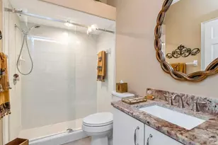 18916 St Laurent Dr, Lutz, FL 33558 - Photo 29