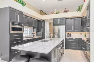 18916 St Laurent Dr, Lutz, FL 33558 - Photo 15