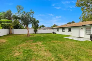 3301 55th St N, Saint Petersburg, FL 33710 - Photo 23