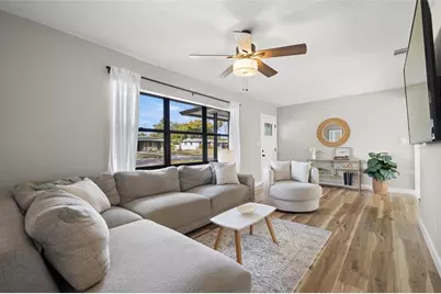 3301 55th Street N, Saint Petersburg, FL 33710 - Photo 3