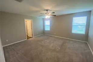 35123 White Water Lily Wy, Zephyrhills, FL 33541 - Photo 13