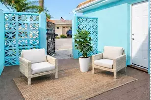 350 Boca Ciega Point Blvd, Saint Petersburg, FL 33708 - Photo 3