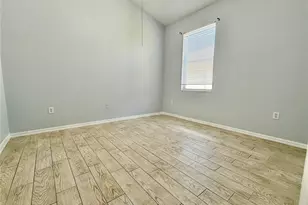 30542 Tremont Dr, Wesley Chapel, FL 33543 - Photo 7