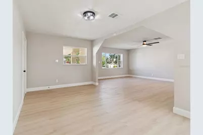 2136 W Minnehaha Street, Tampa, FL 33604 - Photo 17