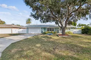 461 Deville Dr E, Largo, FL 33771 - Photo 1