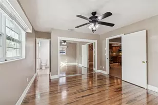 461 Deville Dr E, Largo, FL 33771 - Photo 25