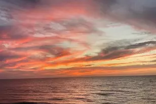 7710 Bayshore Dr, Treasure Island, FL 33706 - Photo 11