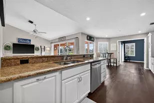 1628 Glen Oak Ln, Lutz, FL 33549 - Photo 9