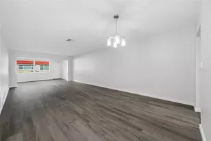 5860 38th Ave N, Saint Petersburg, FL 33710 - Photo 7