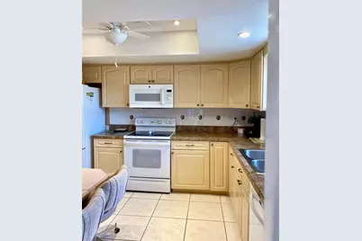 1616 S Lake Avenue #4, Clearwater, FL 33756 - Photo 5