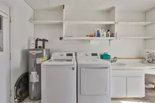 1520 Danbury Dr, Sun City Center, FL 33573 - Photo 27