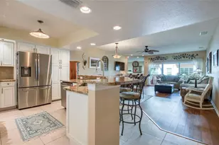 9211 Captiva Cir, Saint Pete Beach, FL 33706 - Photo 9