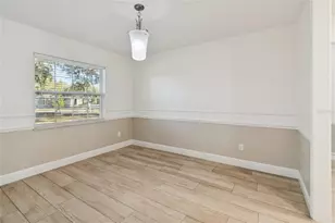9628 Davis Rd, Tampa, FL 33637 - Photo 7