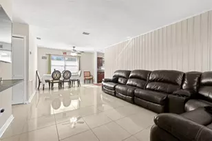 1817 Heather Ave, Tampa, FL 33612 - Photo 7