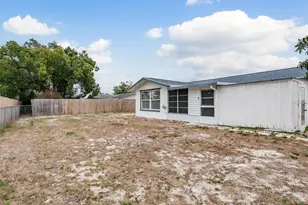 10521 Oak Hill Dr, Port Richey, FL 34668 - Photo 27