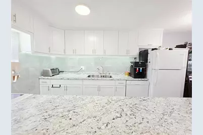 6960 20th Avenue N #302, Saint Petersburg, FL 33710 - Photo 9