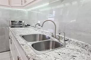 6960 20th Ave N, Saint Petersburg, FL 33710 - Photo 13