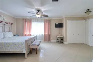 16605 Round Oak Dr, Tampa, FL 33618 - Photo 21