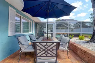 16605 Round Oak Dr, Tampa, FL 33618 - Photo 43