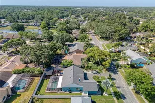 16605 Round Oak Dr, Tampa, FL 33618 - Photo 53