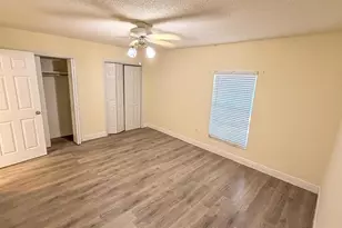 175 Picardy Villa Cir, Brandon, FL 33510 - Photo 9