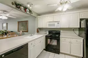 14130 Rosemary Ln, Largo, FL 33774 - Photo 13